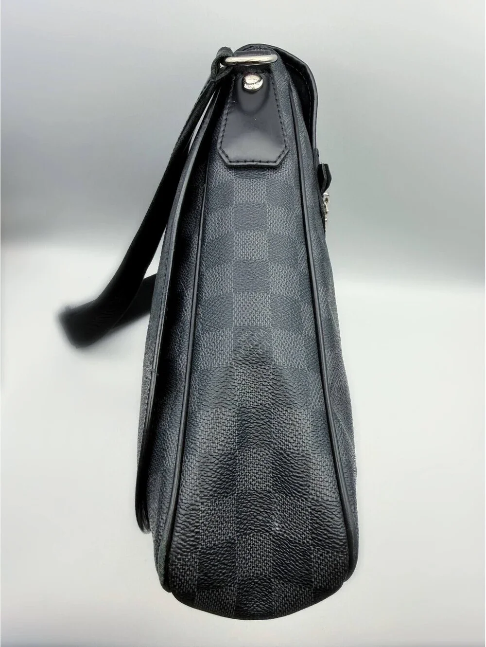 Louis Vuitton this elegant